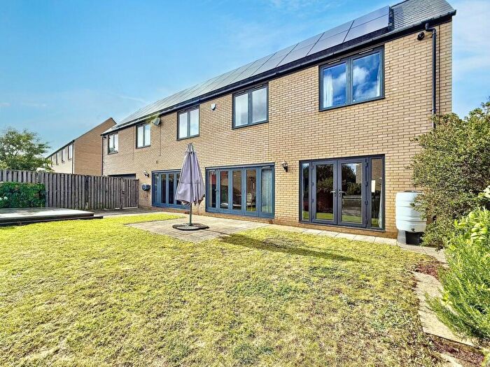 5 Bedroom Detached House For Sale In Dunwich Close, Ipswich, IP3
