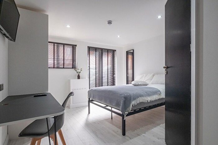 7 Bedroom Terraced House To Rent In High Street, Lincoln, Lincolnshire, LN5