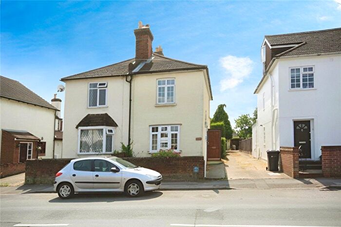 3 Bedroom Semi-Detached House To Rent In Stoughton Road, Guildford, GU2