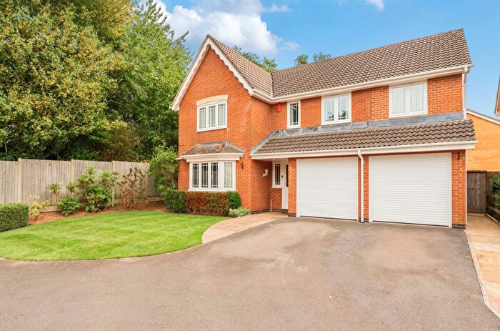 6 Bedroom Detached House For Sale In Hopkins Close, Thornbury, BS35