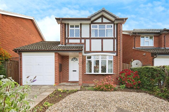 3 Bedroom Detached House For Sale In Armarna Drive, Millisons Wood, Coventry, CV5
