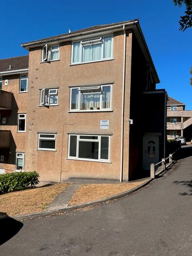 2 Bedroom Flat To Rent In Shrubbery Road, Weston-Super-Mare, BS23