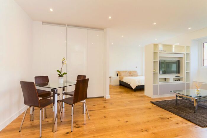 Studio To Rent In Central House, Lampton Road, Hounslow, TW3