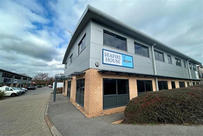 2 Bedroom Flat To Rent In Hamble, SO31