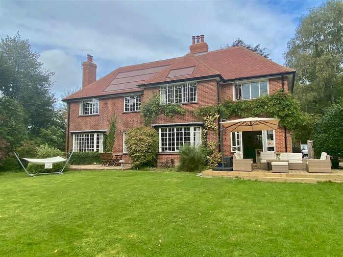 6 Bedroom Detached House To Rent In Bones Lane, Buriton, Petersfield, GU31