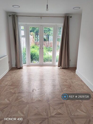 3 Bedroom Semi-Detached House To Rent In Pine Avenue, Manchester, M45