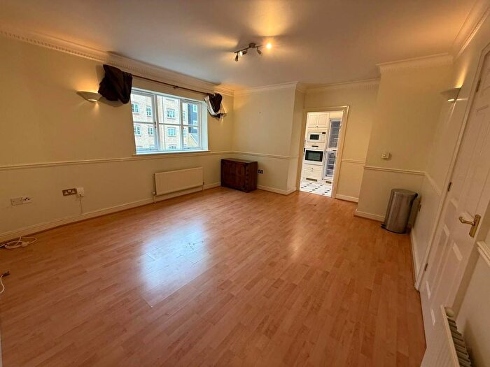 2 Bedroom Flat To Rent In Stephenson Wharf, Hemel Hempstead, HP3