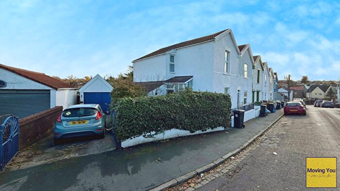 3 Bedroom End Terrace House For Sale In Hollywood Road, Brislington, Bristol, BS4
