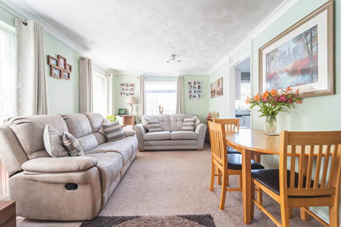1 Bedroom Flat For Sale In Quarry Chase, Poole Road, Bournemouth, BH4