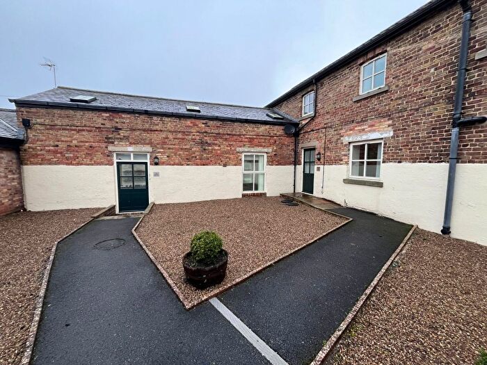 3 Bedroom Semi-Detached House To Rent In Drewton, South Cave, East Riding Of Yorkshi, HU15