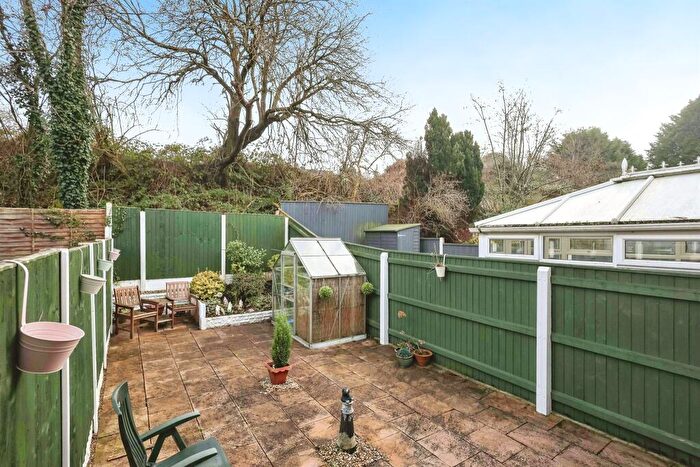 2 Bedroom Semi-Detached House For Sale In The Forge, Halesowen, B63