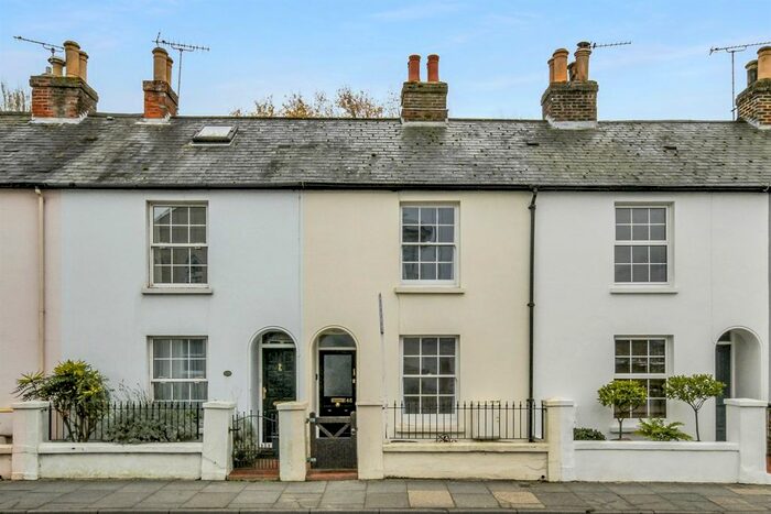 2 Bedroom Terraced House To Rent In Orchard Street, Chichester PO19