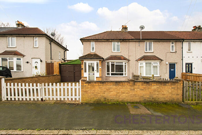 3 Bedroom Semi Detached House To Rent In Kingsholm Gardens, Middle Park, SE9