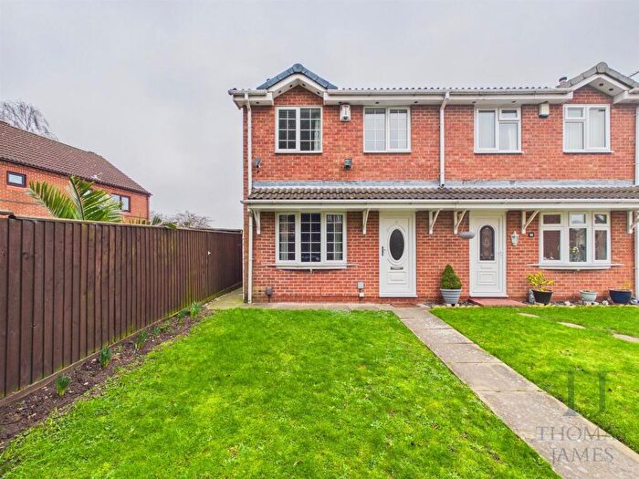 3 Bedroom Semi Detached House For Sale In Osprey Close, Barton Green, Nottingham, NG11