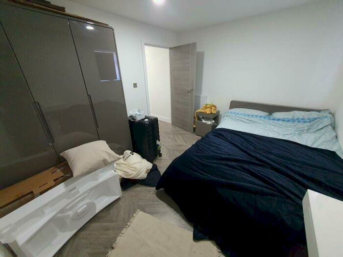 2 Bedroom House To Rent In Maindy Road, Cathays, CF24