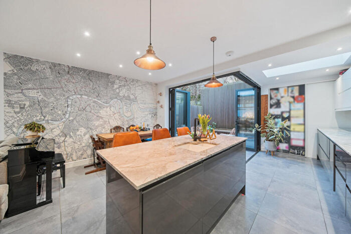 3 Bedroom Terraced House For Sale In Landells Road, East Dulwich, London, SE22