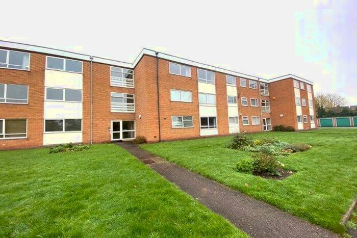 2 Bedroom Flat To Rent In Flaxley Road, Birmingham, B33