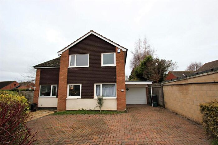 4 Bedroom House To Rent In Cherry Tree Close, Southmoor, Abingdon, OX13