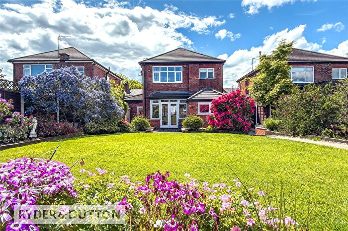 3 Bedroom Detached House For Sale In Moston Lane East, New Moston, Manchester, M40