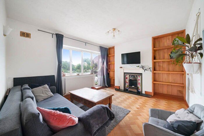 1 Bedroom Flat To Rent In Warner House, Abercorn Place, St. Johns Wood, London, NW8
