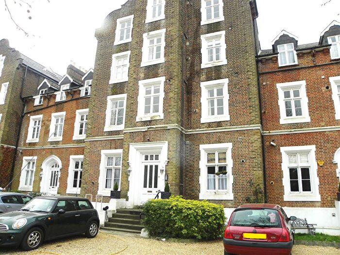 1 Bedroom Flat To Rent In Upton Park, Slough, SL1