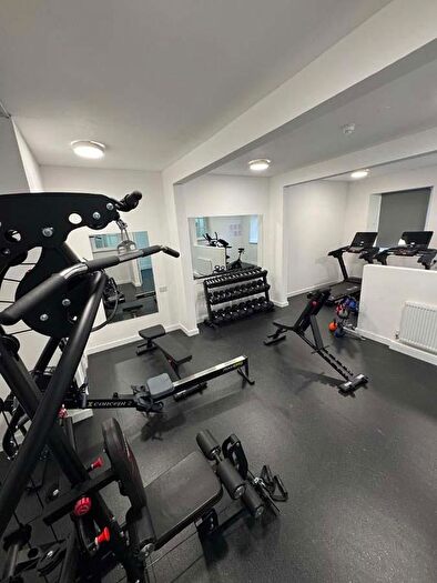 Studio To Rent In Fenham Hall Drive, Newcastle, NE4