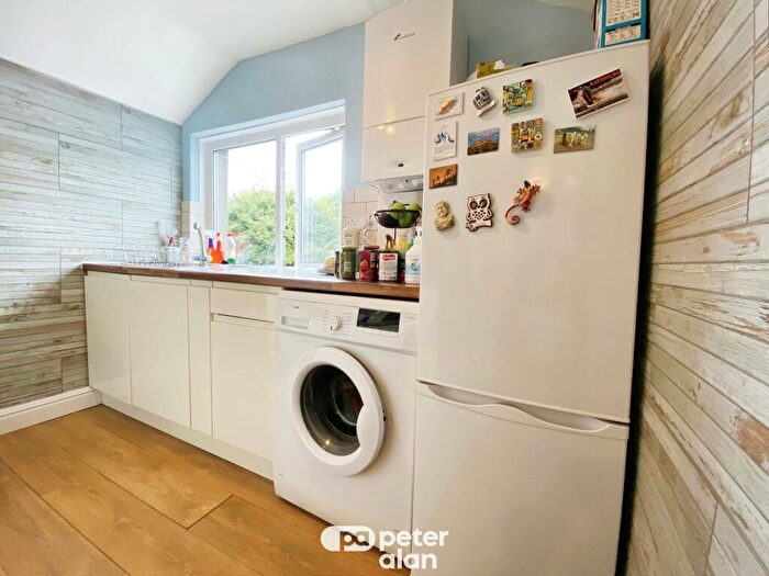 1 Bedroom Flat To Rent In Carlisle Street, Cardiff, CF24