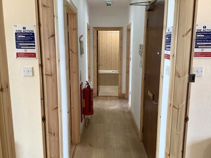 3 Bedroom Flat To Rent In Rosefield Street, Dundee (Off Blackness Road), DD1