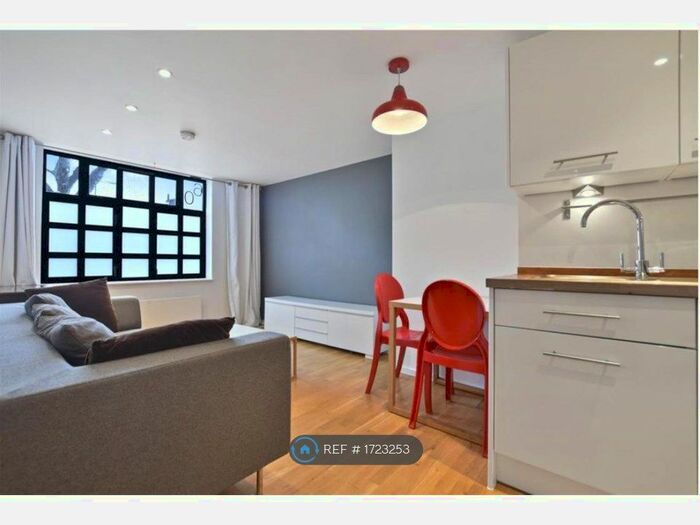 1 Bedroom Flat To Rent In Squirries Street, London, E2