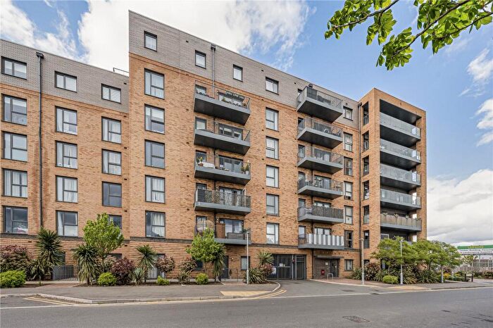 1 Bedroom Flat For Sale In St. Johns Road, New Malden, KT3