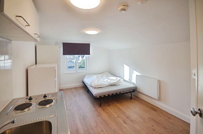 1 Bedroom Studio To Rent In Brownhill Road, London, SE6