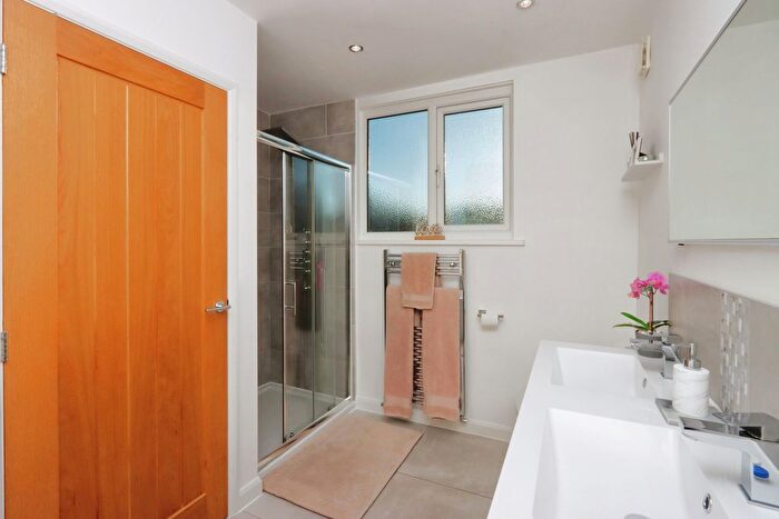 4 Bedroom Detached House For Sale In Birchlands Drive, Killamarsh, Sheffield, Derbyshire, S21