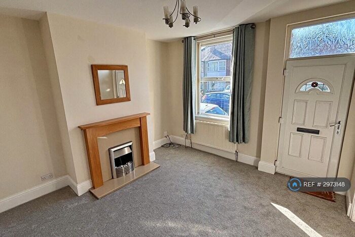 2 Bedroom Terraced House To Rent In Broad Lane, Leeds, LS13
