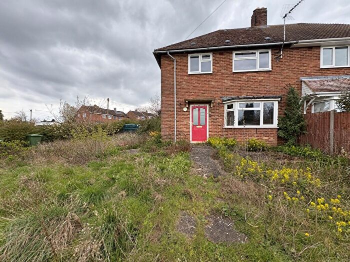 3 Bedroom Semi Detached House For Sale In St. Lawrence Close, Harpley, King's Lynn, Norfolk, PE31