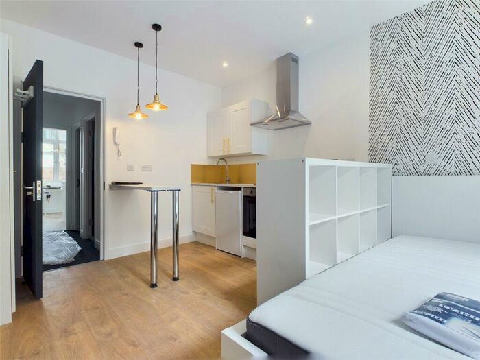 Apartment To Rent In Castle Street, Brighton, BN1