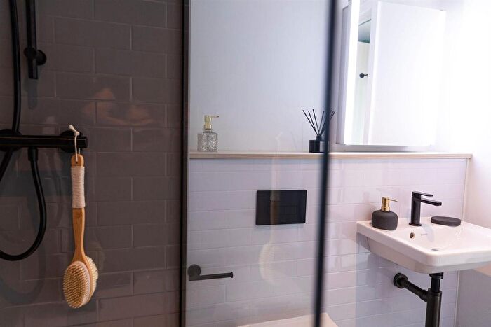 Studio To Rent In John Street, Glasgow, G1