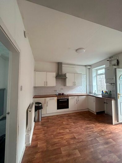 2 Bedroom Terraced House To Rent In New Street, Barnsley, S72