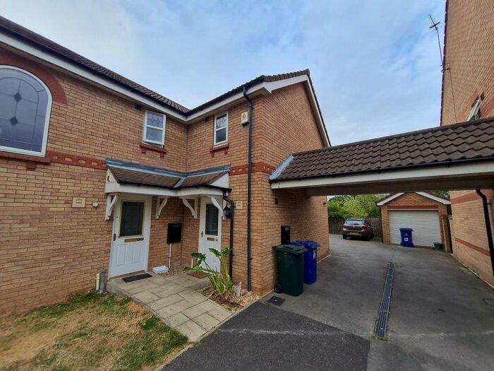 3 Bedroom House To Rent In Turnberry Mews, Stainforth, Doncaster, DN7