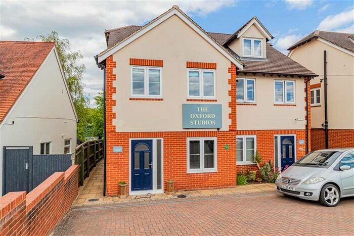 Studio To Rent In Studio, Kennington Road, OX1