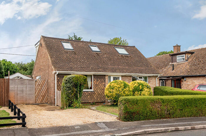 3 Bedroom Detached House For Sale In Beanhill Road, Ducklington, Witney, OX29