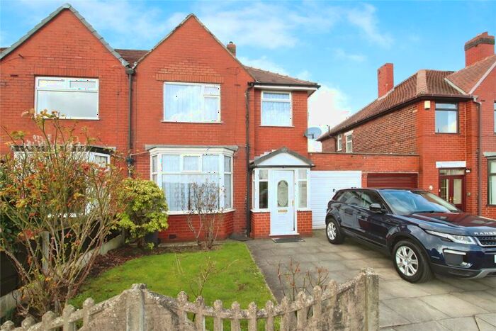 3 Bedroom Semi-Detached House To Rent In Heywood Road, Prestwich, Manchester, Greater Manchester, M25