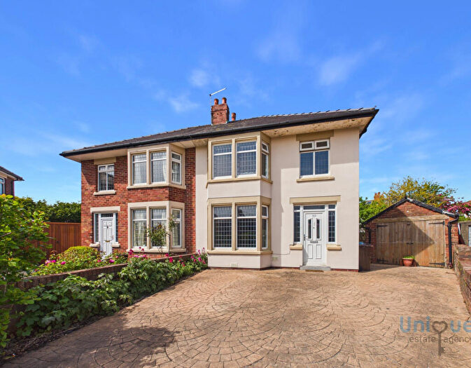 3 Bedroom Semi-Detached House For Sale In Banbury Road, Lytham St. Annes, FY8