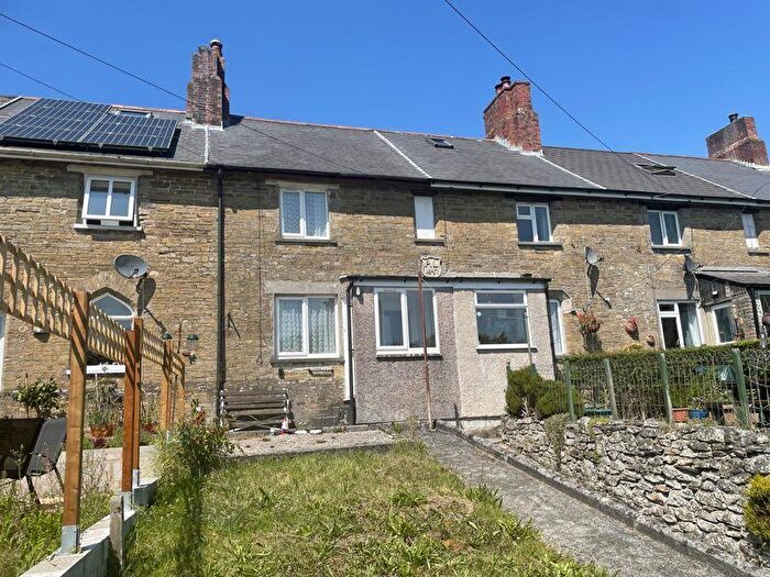 2 Bedroom Cottage For Sale In Liskeard, PL14