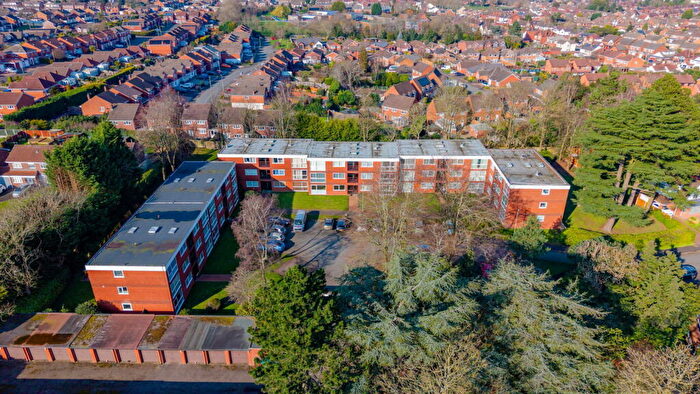 2 Bedroom Apartment For Sale In Ingatestone Drive, Wordsley, Stourbridge, DY8
