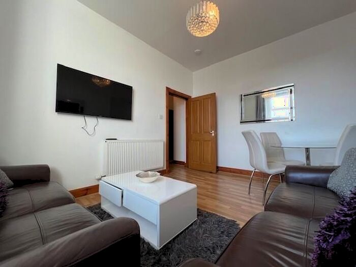 2 Bedroom Flat To Rent In F, Union Street, Aberdeen, AB11