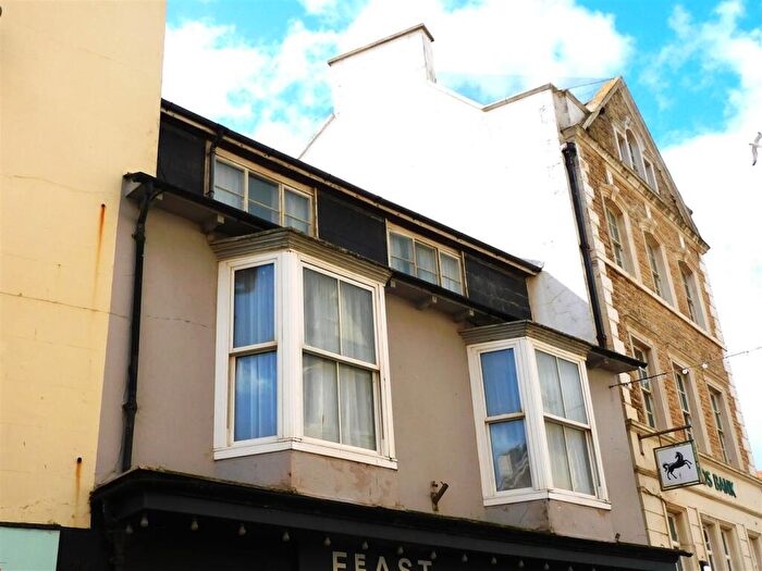 3 Bedroom Maisonette For Sale In Marine Place, Seaton, EX12