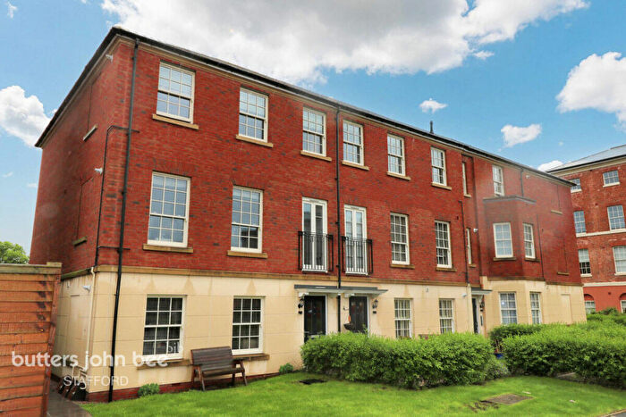2 Bedroom Apartment For Sale In St Georges Parkway, Stafford, ST16