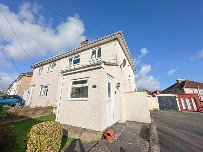 3 Bedroom Semi-Detached House For Sale In Cornwall Road, Shepton Mallet, BA4