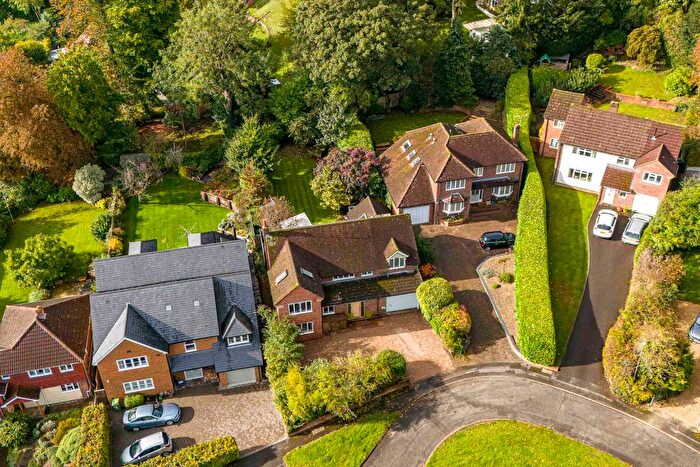 5 Bedroom Detached House For Sale In Spinfield Park, Marlow, SL7