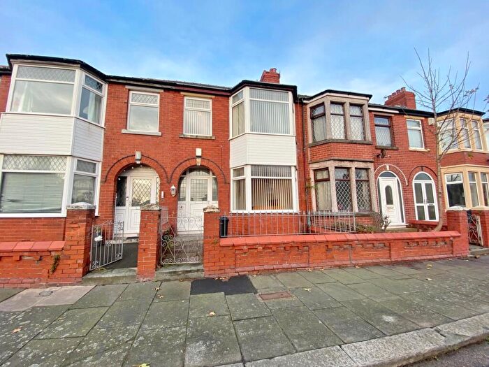 3 Bedroom House To Rent In Dinckley Grove, Blackpool, FY1